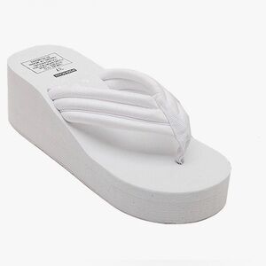 Women's Y2K White Platform Flip Flops